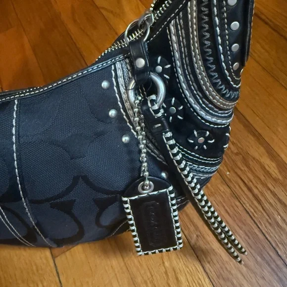 Coach limited edition soho hobo bag - Picture 2 of 6